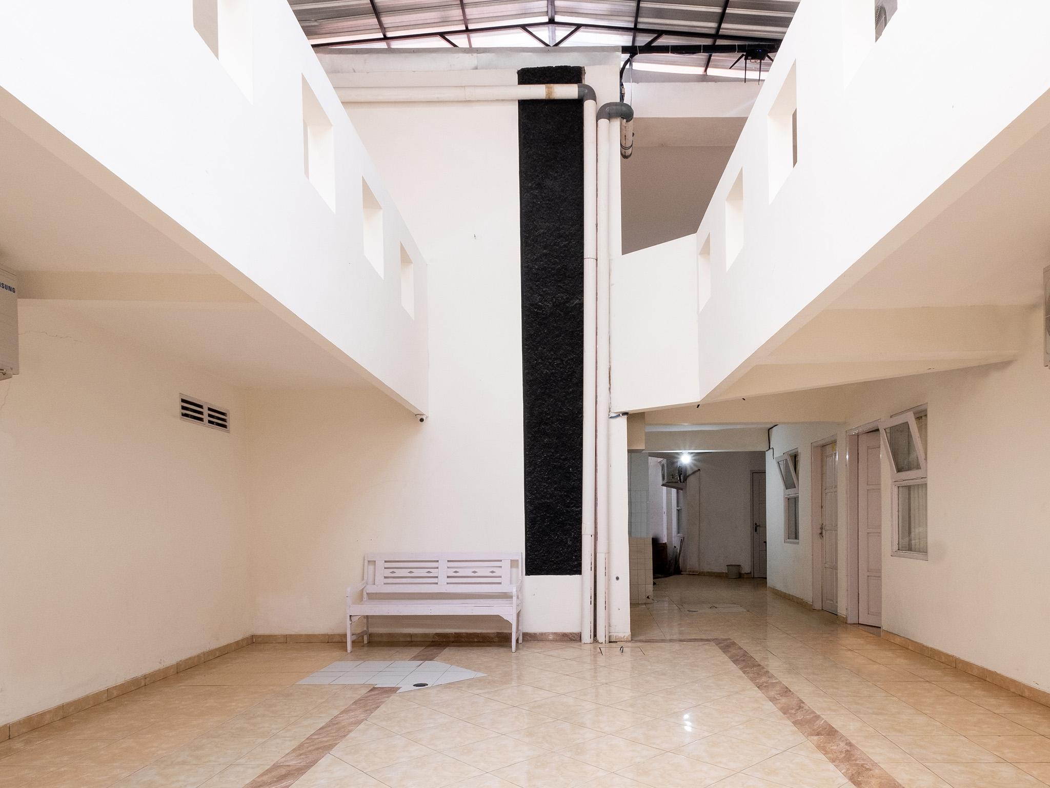 Oyo 2173 Bnv House Babarsari Hotel Maguwo Exterior photo